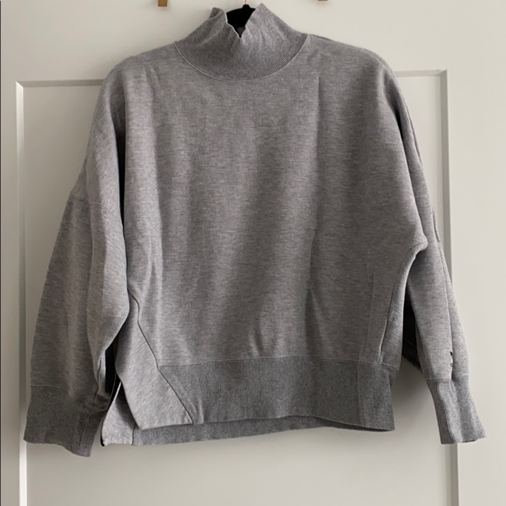 Adidas Sweatshirt
